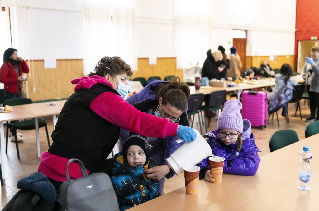 Ungarn tritt auch EU-Flüchtlingsschutzprogramm bei post's picture