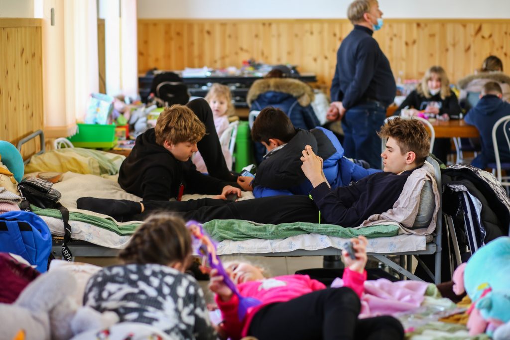 Schätzungen von UNHCR: Etwa 100-140 Tausend ukrainische Flüchtlinge halten sich derzeit in Ungarn auf post's picture
