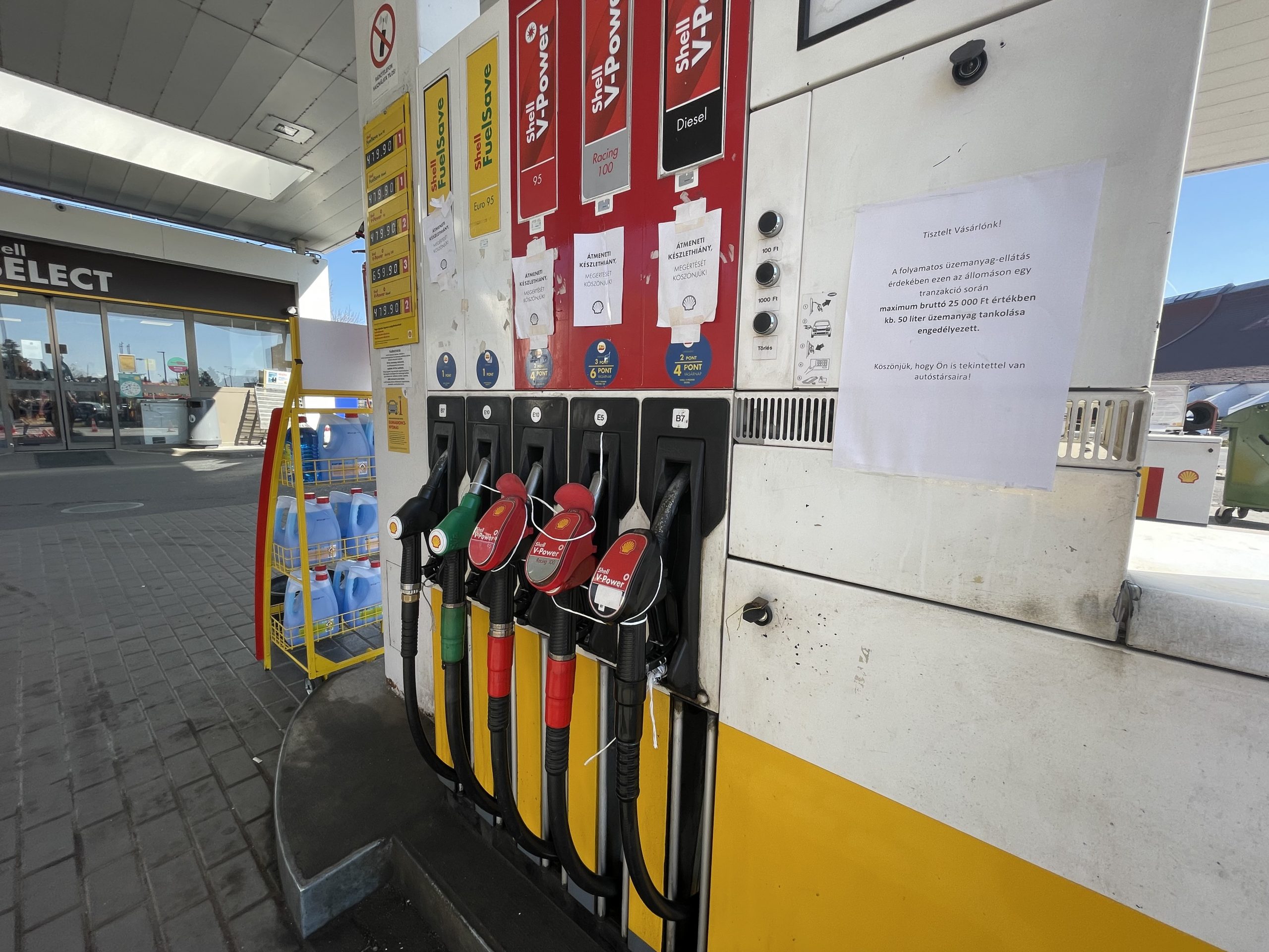 Benzintourismus beflügelt Kraftstoffabsatz