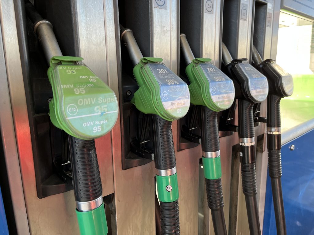 Benzin- und Dieselpreise steigen in Ungarn ab Freitag post's picture