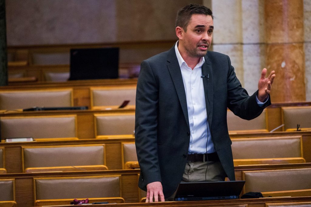 János Stummer will für Jobbik-Vorsitz kandidieren post's picture