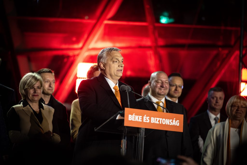 Zwei-Drittel-Mehrheit des Fidesz bestätigt post's picture