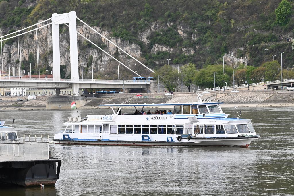 Schiffsverkehr auf dem Budapester Donauabschnitt wird ab 29. April wieder aufgenommen post's picture