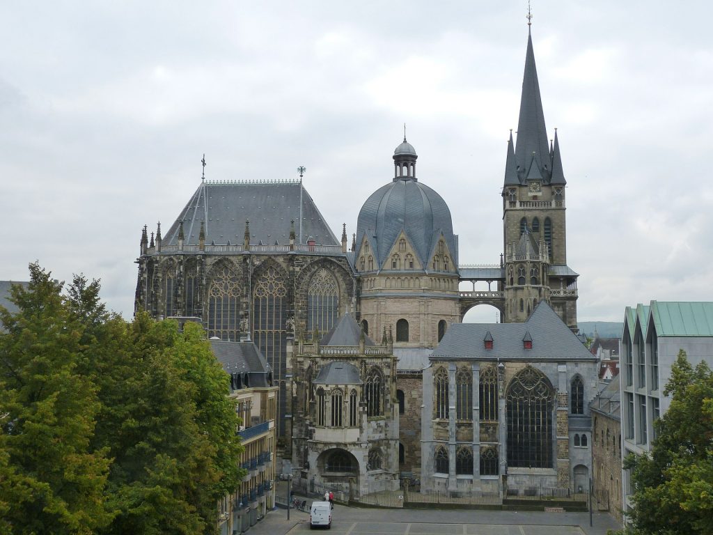Aachener Heiligtumswallfahrt: Eine tausendjährige europäische Tradition mit ungarischer Teilnahme post's picture