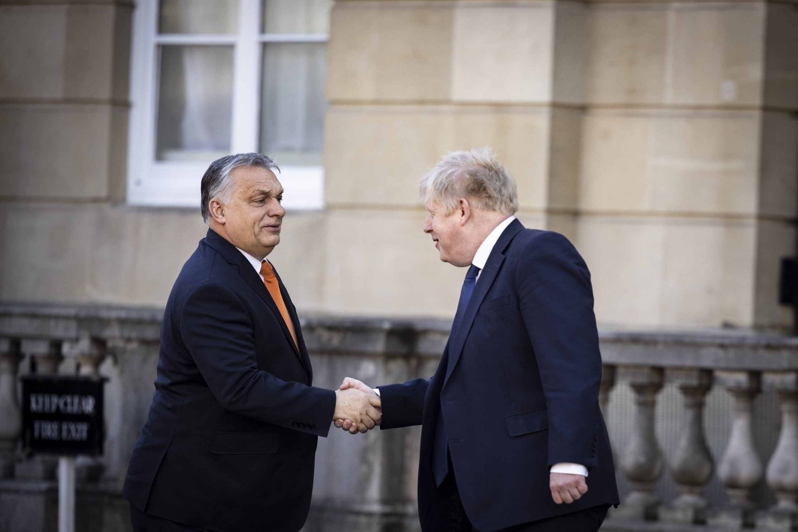 Boris Johnson bietet Orbán Unterstützung bei der Energiesicherheit an