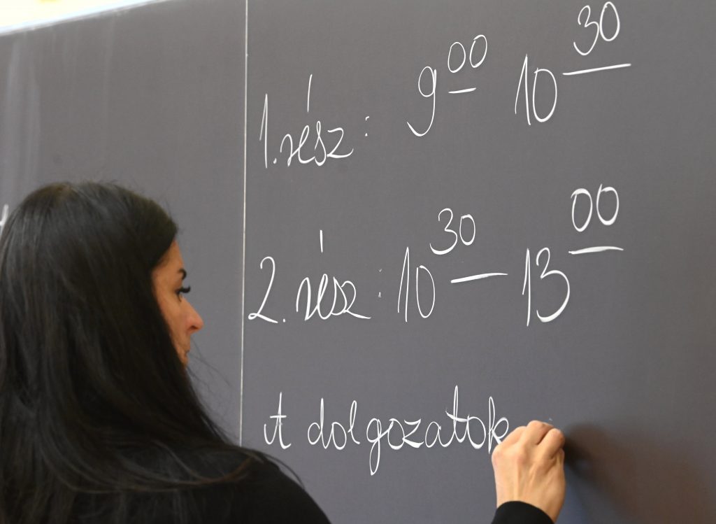 Bildungsnotstand in Ungarn: Wachsender Mangel an spezialisierten Lehrern post's picture