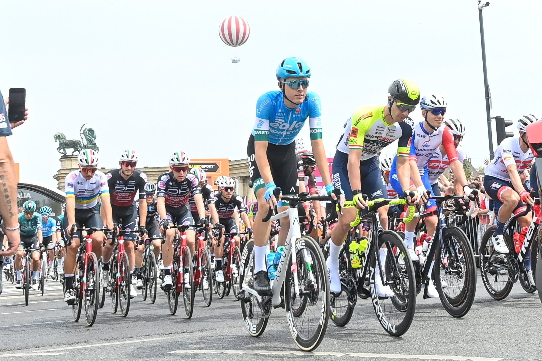 Giro d'Italia: Hier sind die besten Momente der ungarischen Etappen - Fotos!