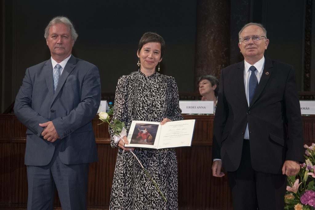 Rekordzahl von Forscherinnen unter neuen Doktoren der Ungarischen Akademie der Wissenschaften post's picture