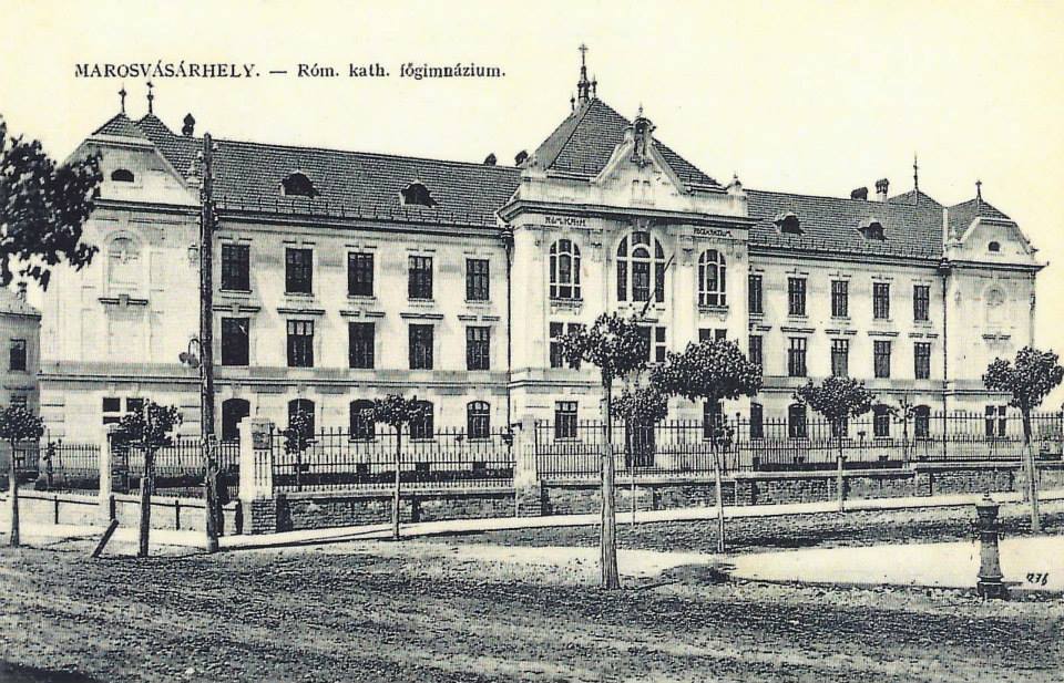 Die Katholiken der Szekler-Hauptstadt wollen ihre Schule zurück post's picture