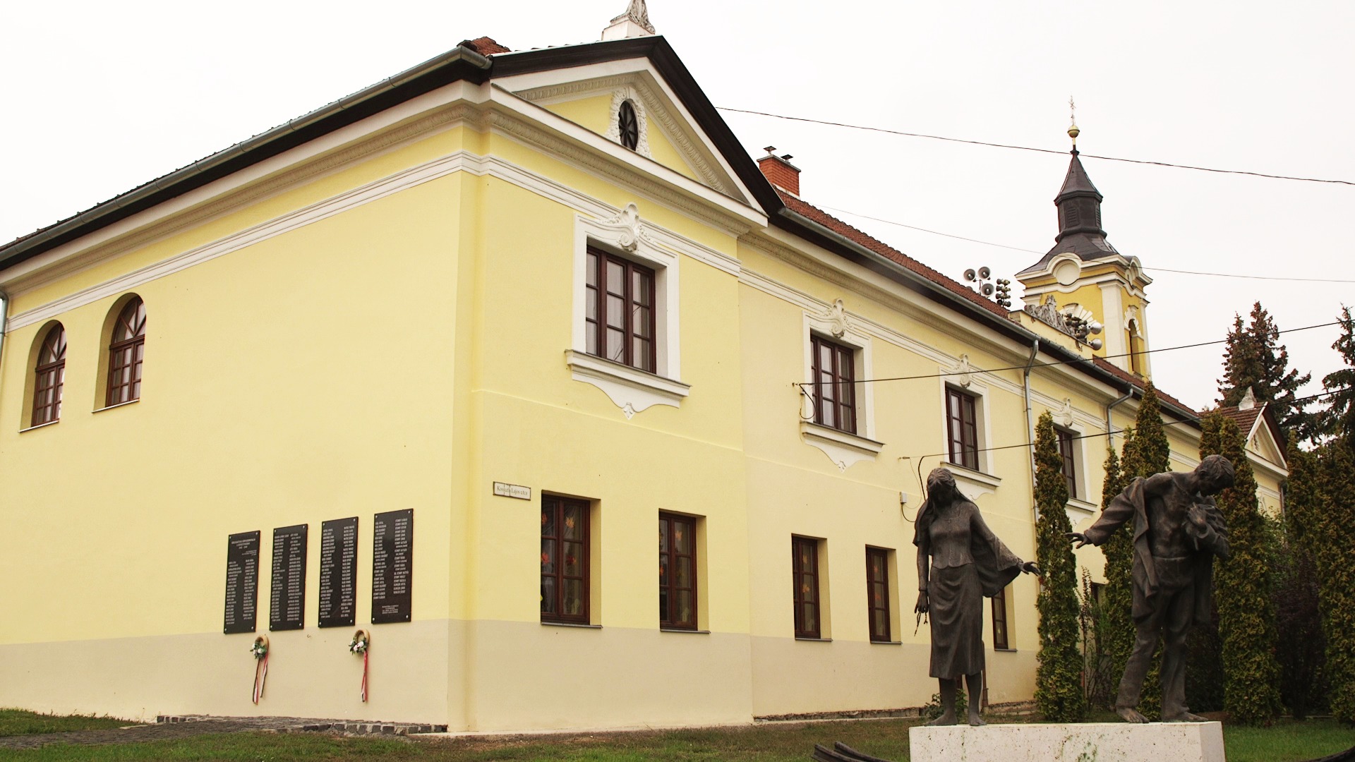 Deutsche Nationalitäten-Schule im Tokaj-Untergebirge auf Vordermann gebracht