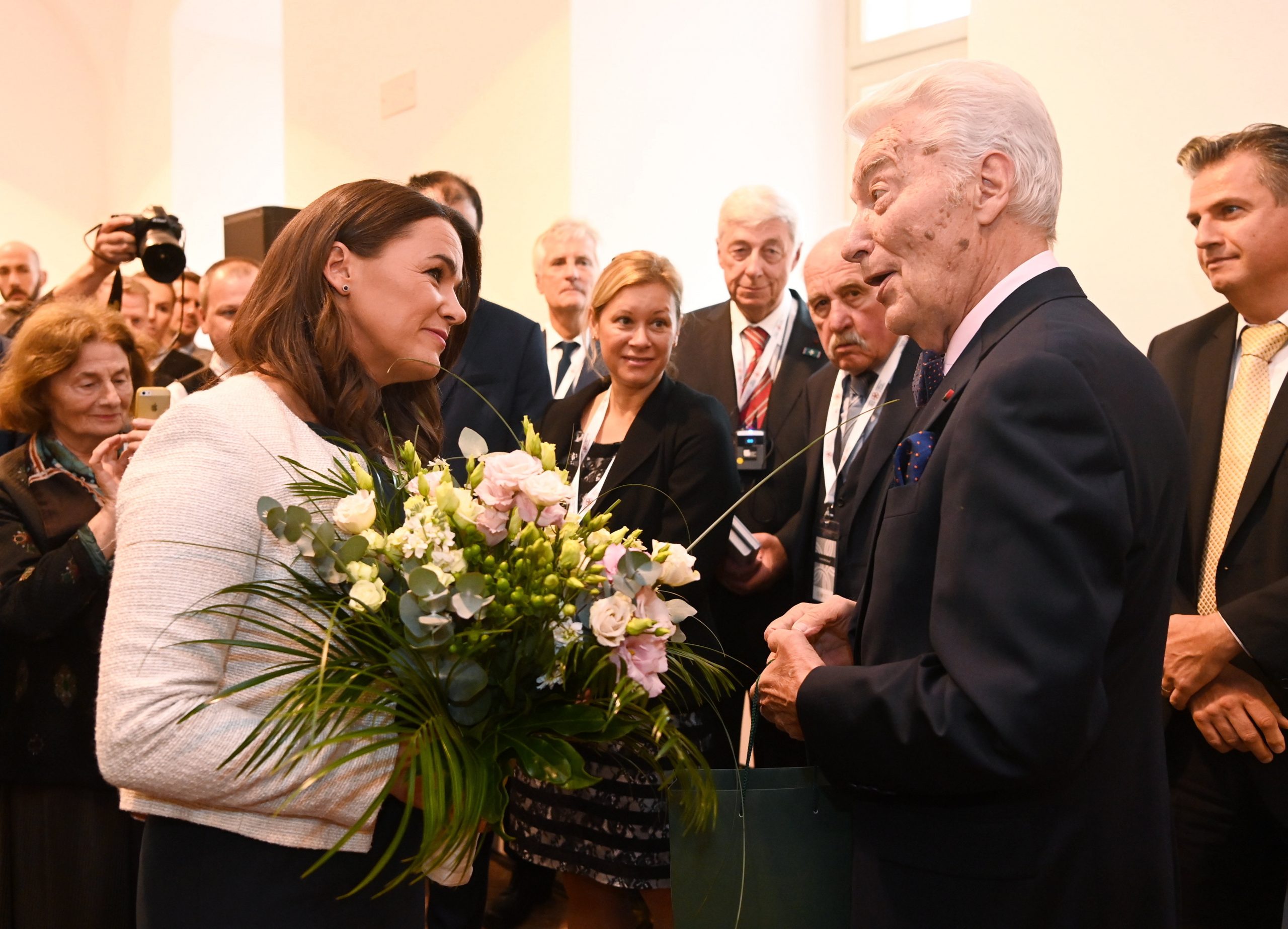 Staatspräsidentin Novák begrüßte die Teilnehmer der Konferenz der Freunde von Ungarn Stiftung
