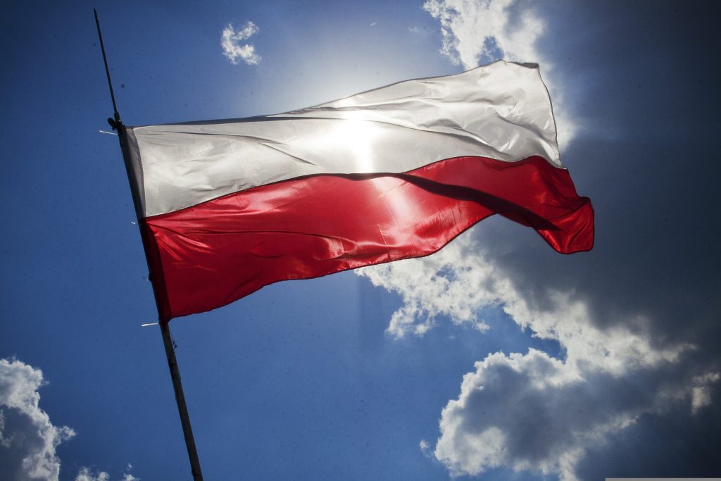 Polens Vizeaußenminister ist der Meinung, dass die Europäische Kommission die ungarische Regierung stürzen will post's picture