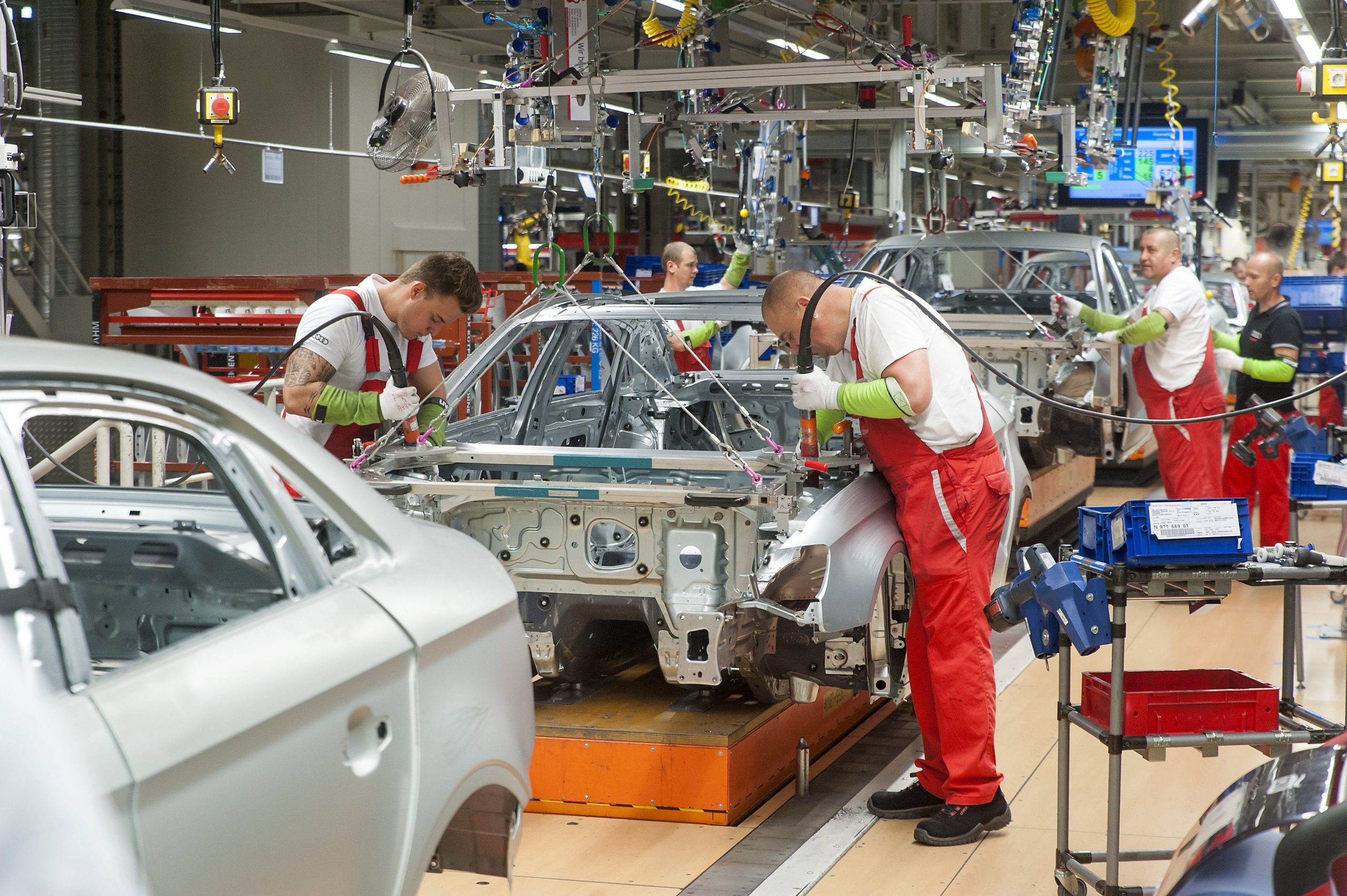 Automobilindustrie kann Ungarn helfen, eine Wirtschaftskrise zu vermeiden