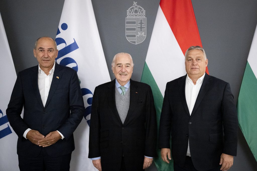 Konservative Spitzenpolitiker treffen sich in Budapest post's picture