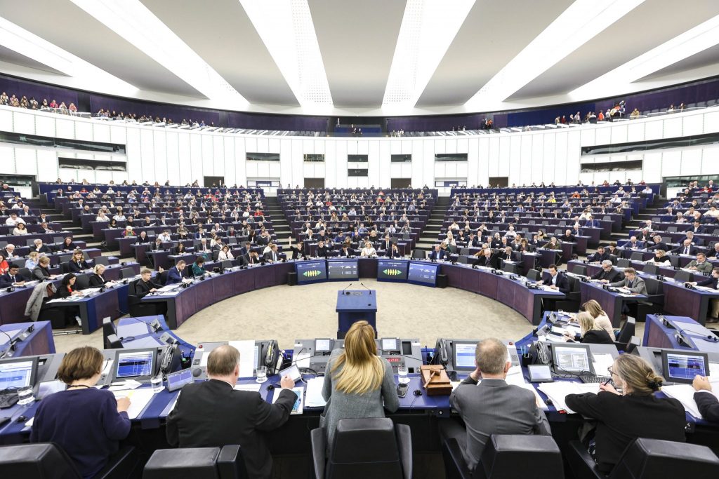 Europäisches Parlament fordert die Kommission auf, Ungarns EU-Gelder einzufrieren post's picture