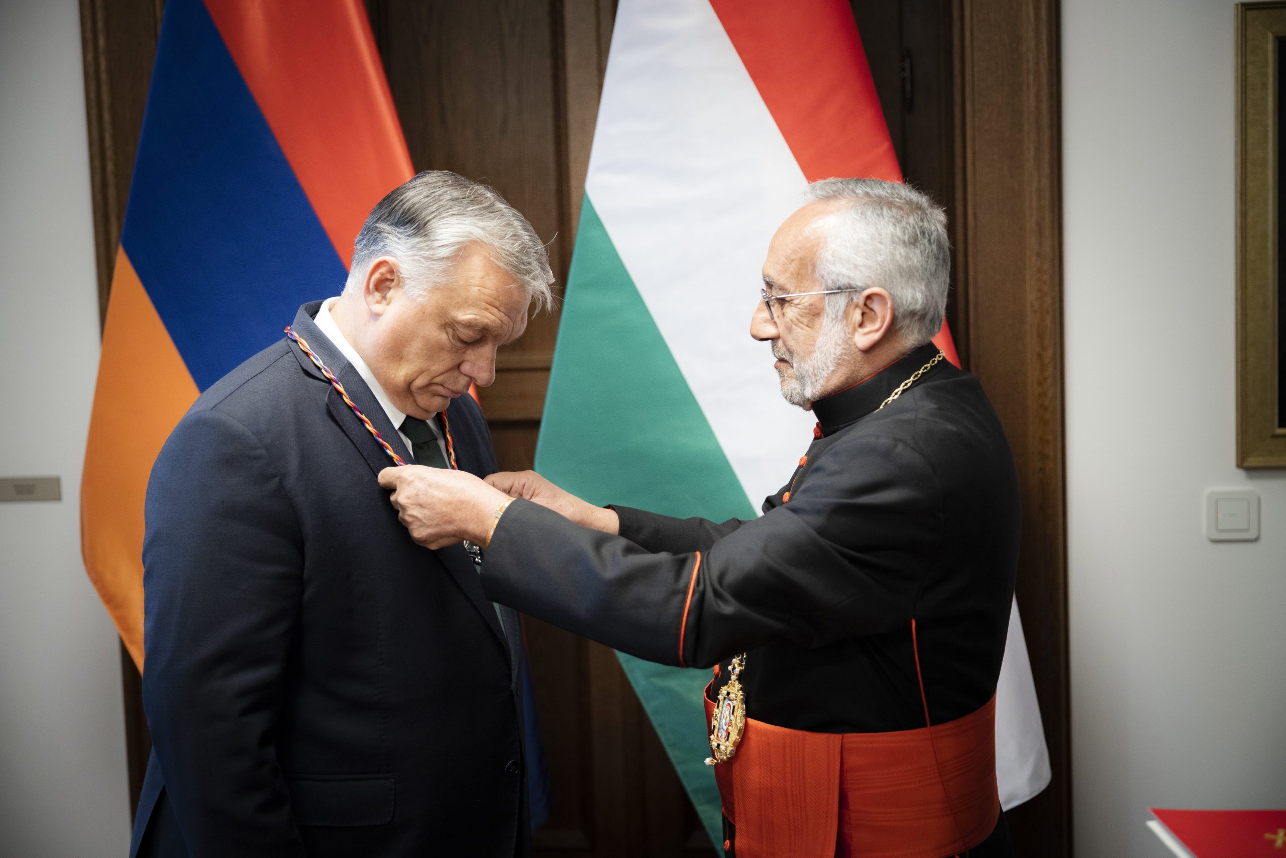 Das Oberhaupt der armenisch-katholischen Kirche hat Viktor Orbán ausgezeichnet