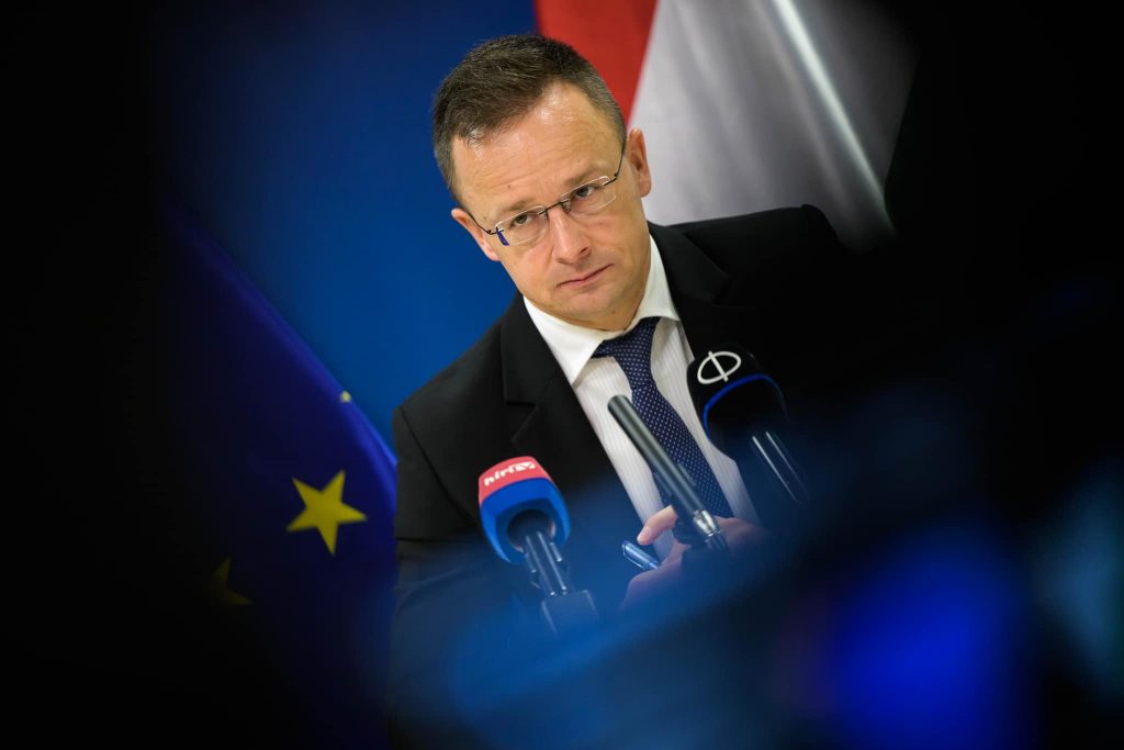 Außenminister Szijjártó warnt EU vor Atrozitäten gegen Ungarn in der Ukraine post's picture