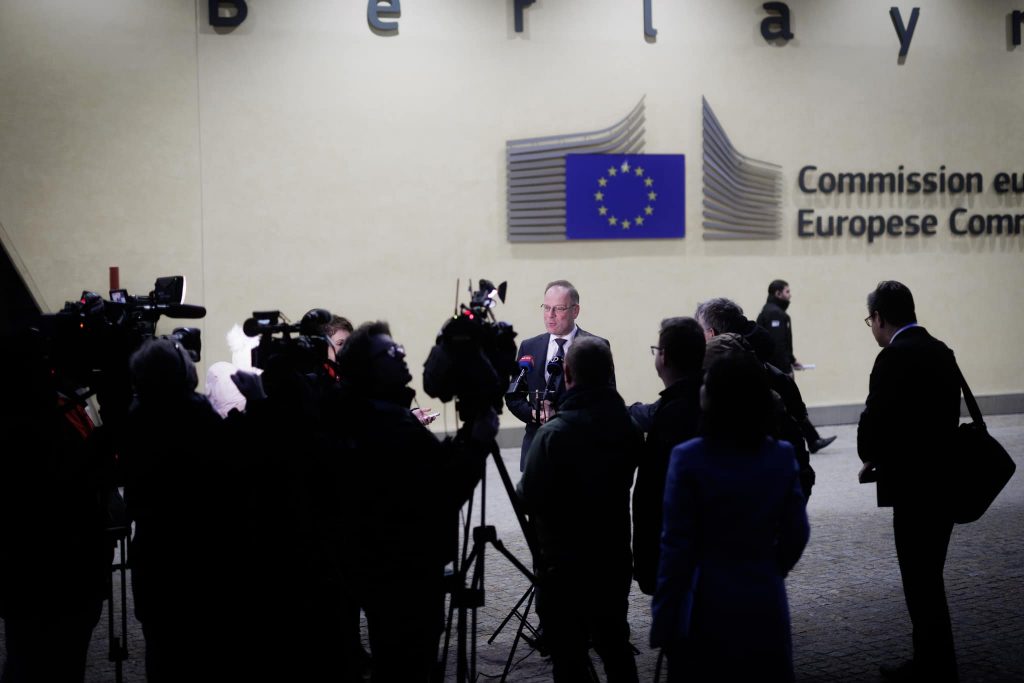Uni-Stiftungen: Europäische Kommission erzwingt Gesetzesänderungen