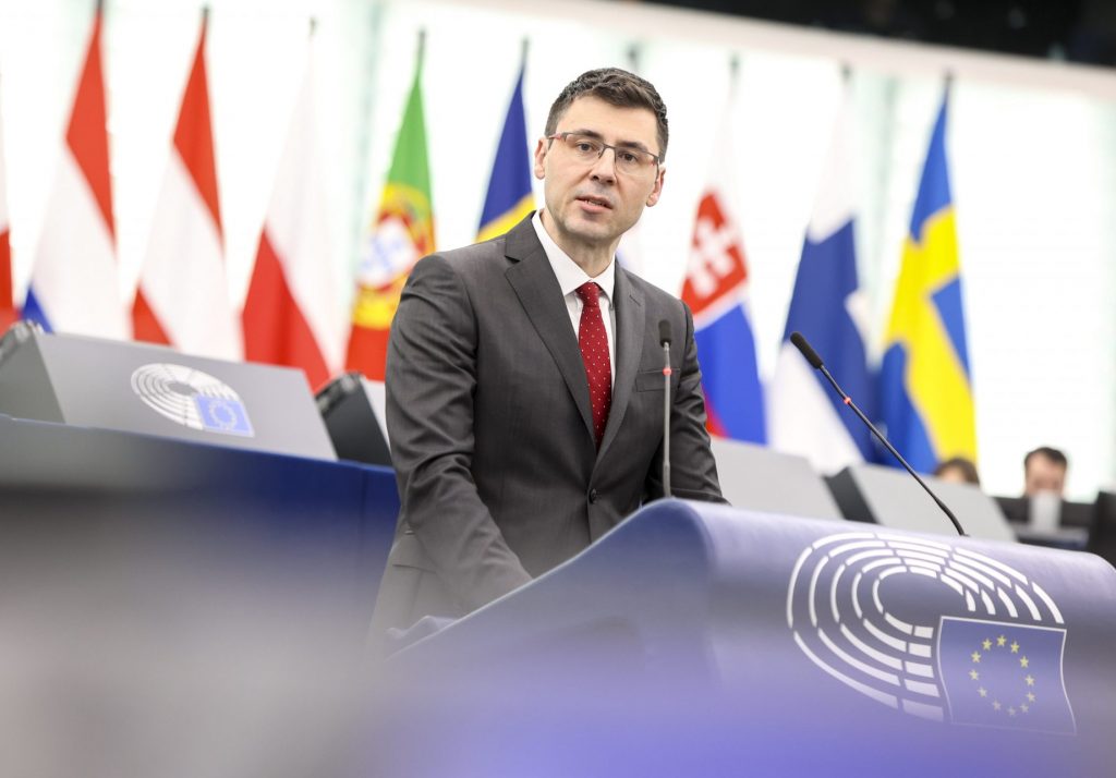 Fidesz Europaabgeordneter warnt vor Risiken der gemeinsamen Kreditaufnahme der EU post's picture