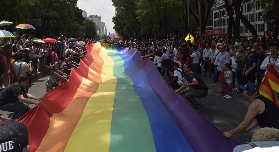 Organisator der Lehrerproteste und LGBTQ-Aktivist prahlt mit 15-jährigem Liebhaber post's picture