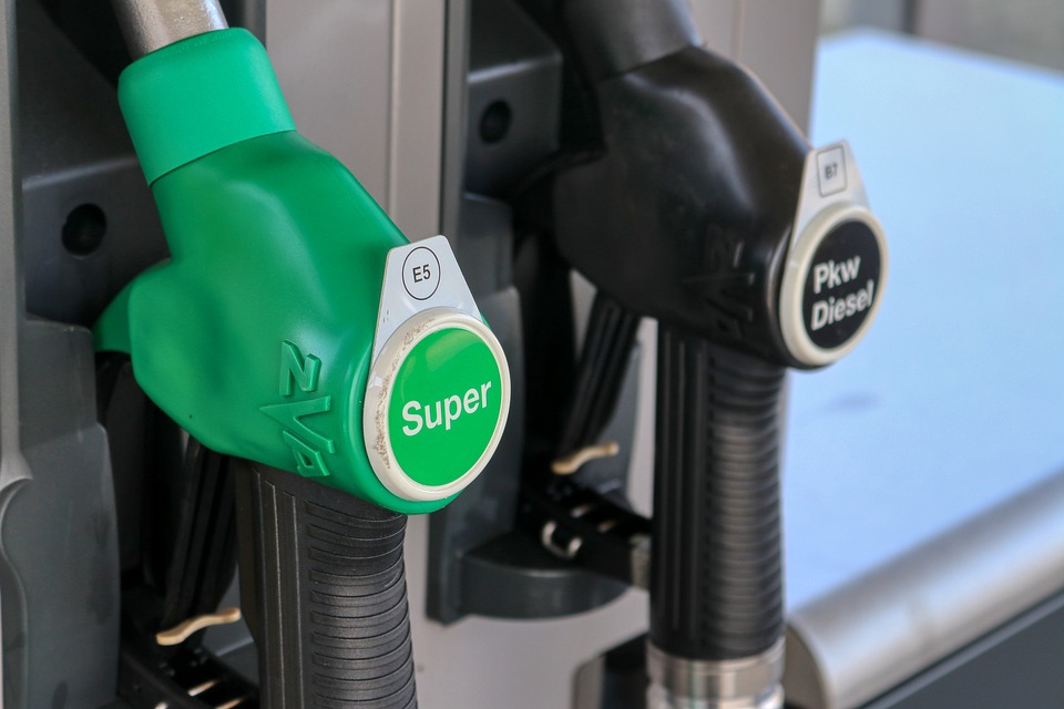 Kleine Erleichterung für Autofahrer durch sinkende Kraftstoffpreise post's picture