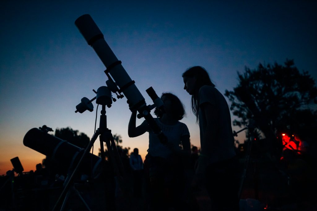Am Tag der Astronomie kann man landesweit durch Teleskope blicken post's picture