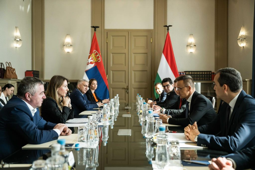 Ungarn und Serbien bauen neue Ölpipeline post's picture