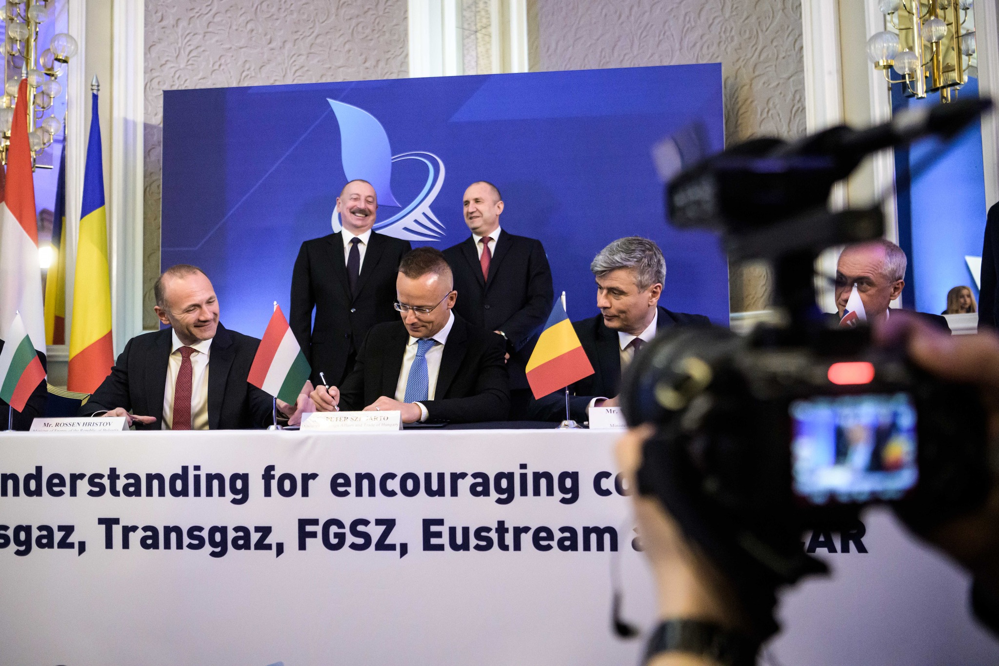 Wichtige Vereinbarung über die Lieferung von Erdgas aus Aserbaidschan unterzeichnet