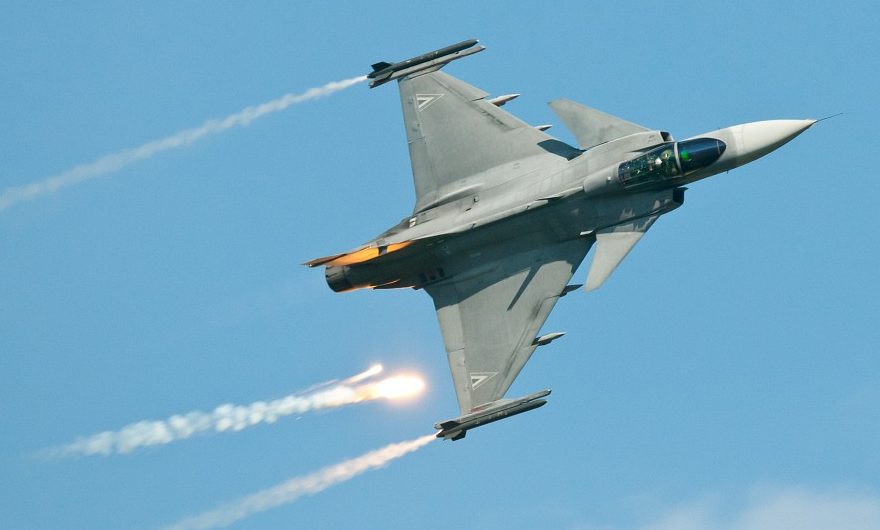 Ungarische Kampfjets auf dem Weg in den kroatischen Luftraum post's picture