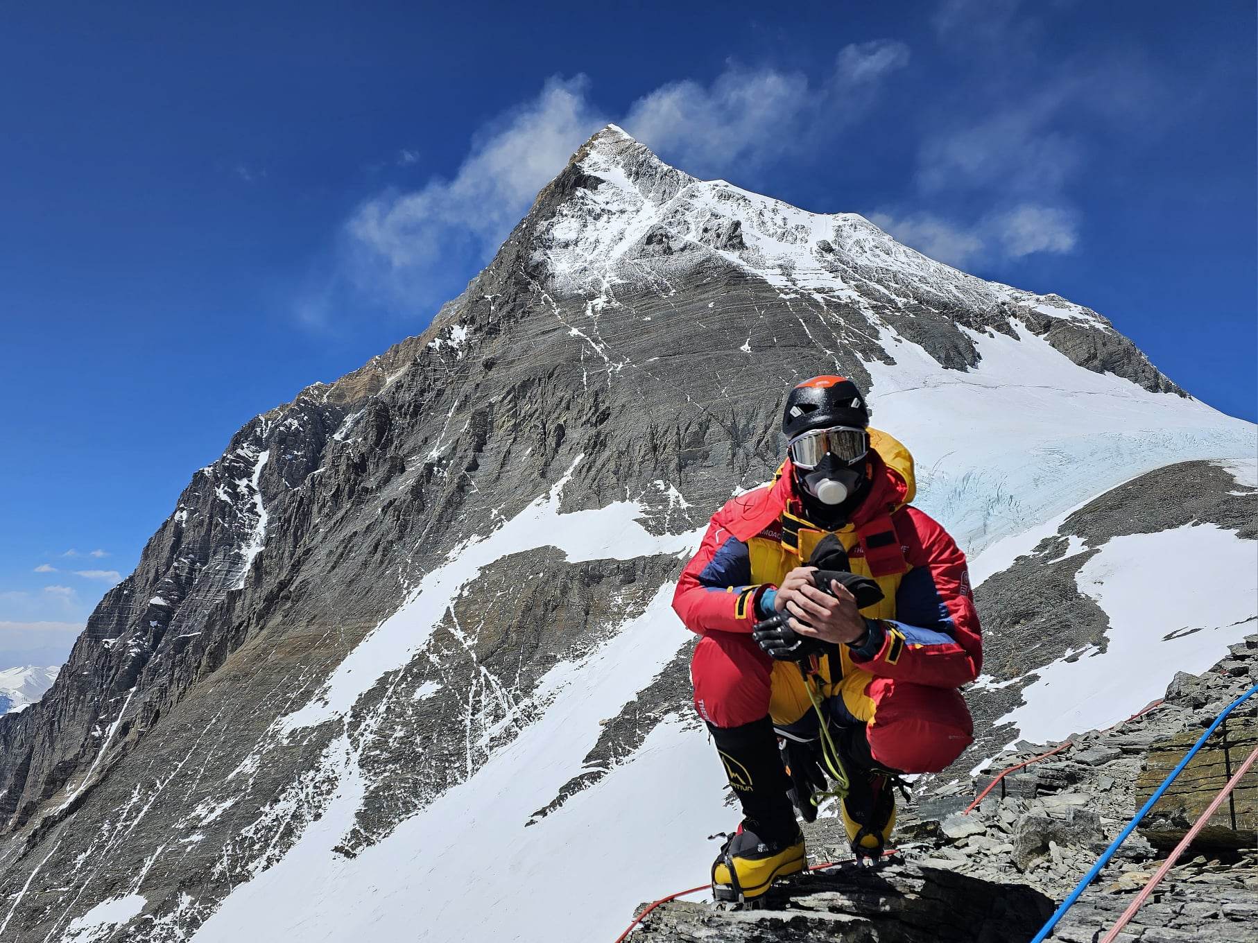 Szilárd Suhajda startet den Gipfelangriff auf den Mount Everest