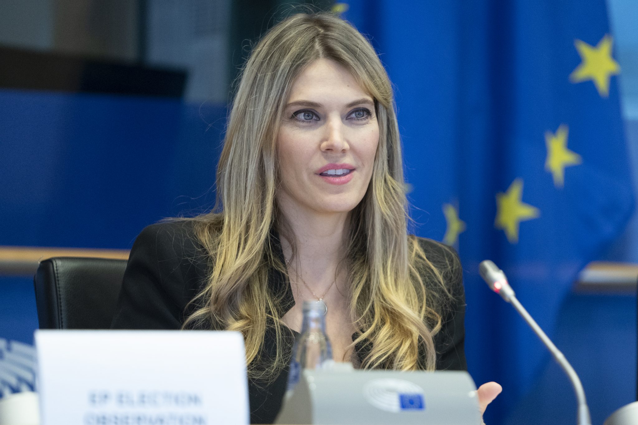 Hauptverdächtige im Brüsseler Korruptionsskandal darf an EP-Sitzungen teilnehmen und abstimmen