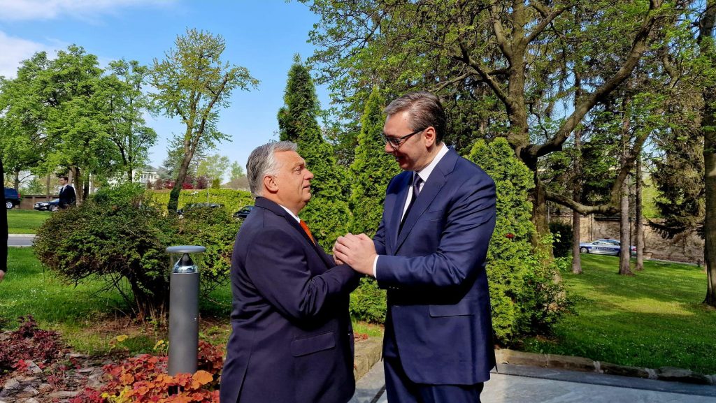 Der serbische Präsident folgt der Bitte des ungarischen Ministerpräsidenten, Kosovo-Polizisten freizulassen post's picture