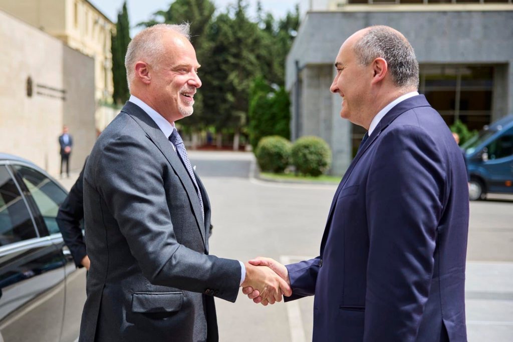 Verteidigungsminister in Georgien: Wir sind nicht allein, wir sind nicht die Einzigen, die Frieden wollen post's picture