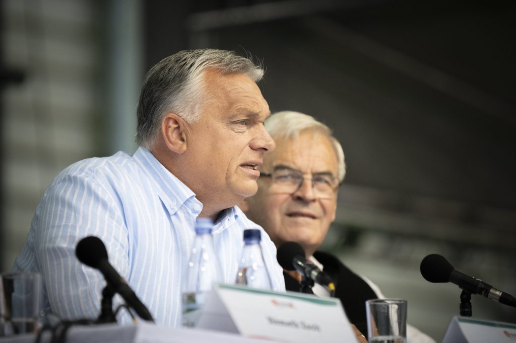 Viktor Orbán beschuldigt die EU, Bevölkerungsaustausch zu betreiben post's picture