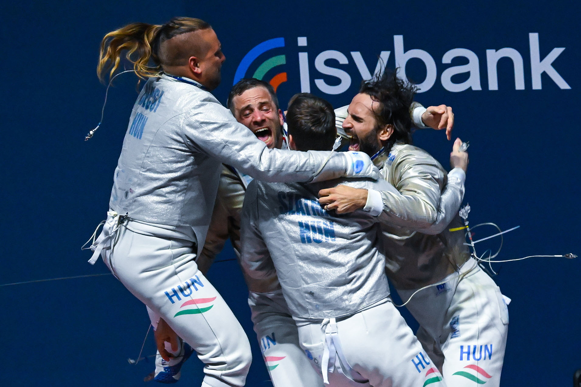 Weltmeister! Fechtteam der Männer gewinnt Gold in Italien