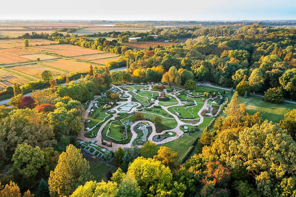 Ungarns größter Modellpark begrüßt seinen millionsten Besucher post's picture