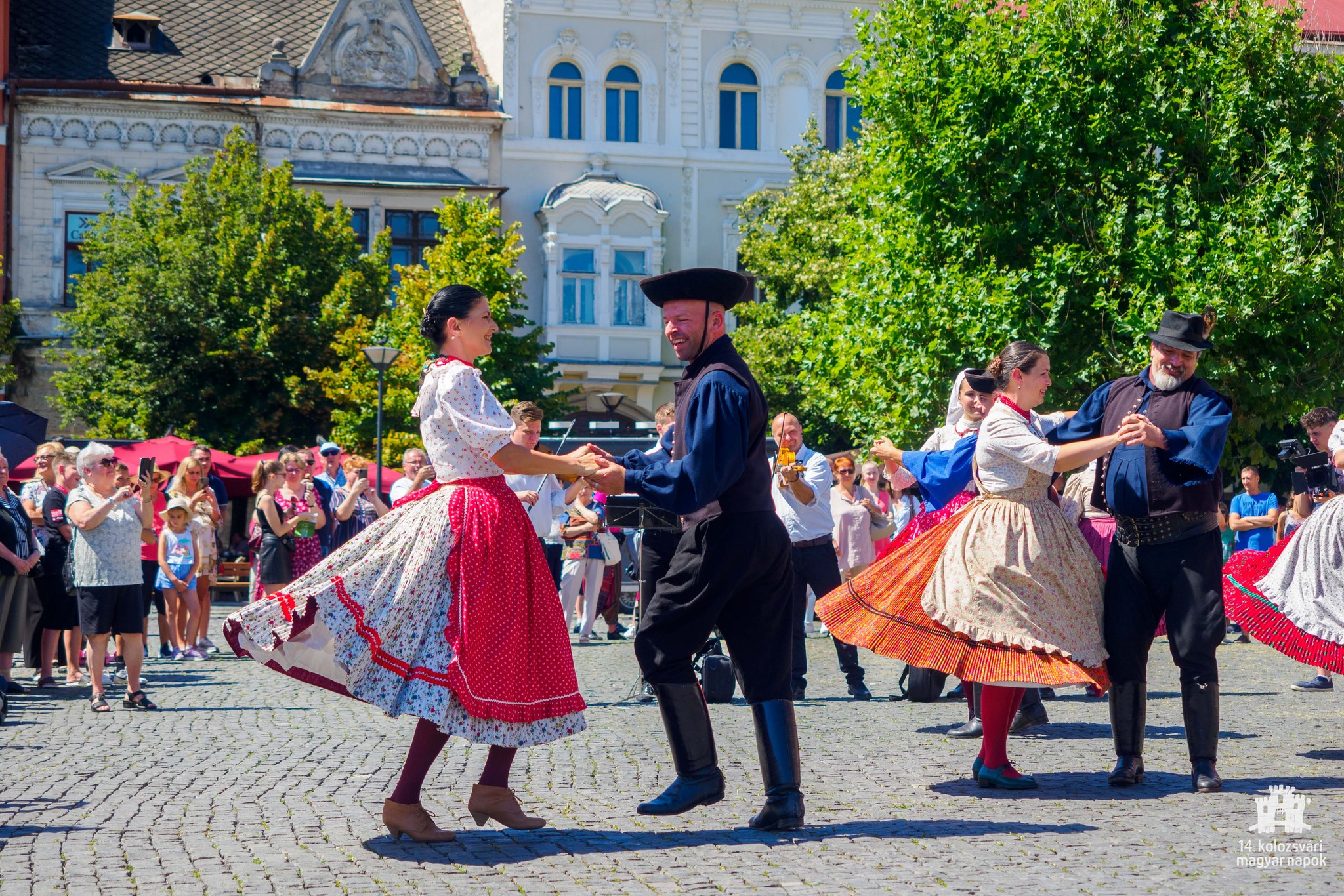 Musik, Tanz und Trachten auf den 14. Klausenburger Ungarischen Tagen
