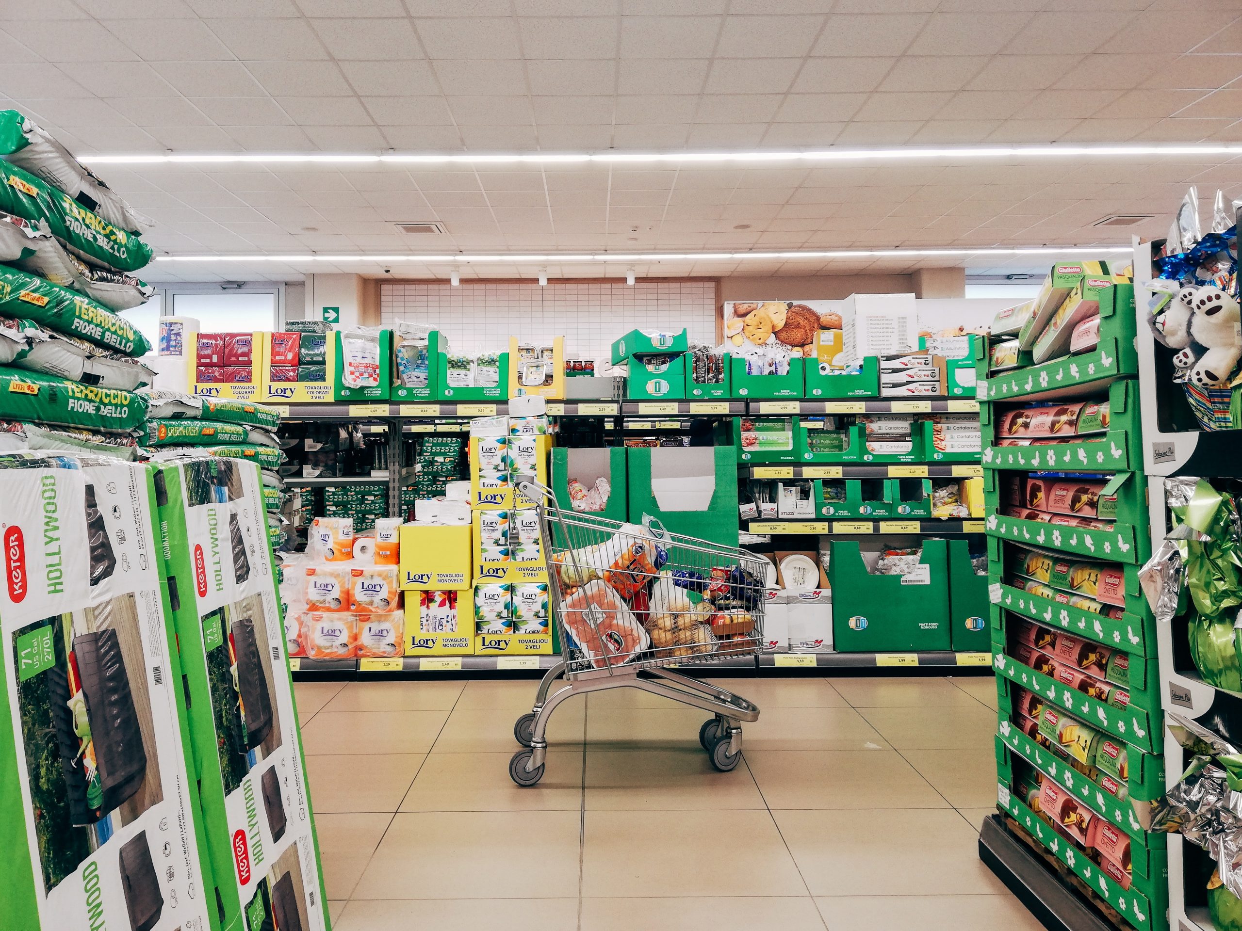 Sinkende Lebensmittelpreise, mehr bewusste Einkäufer in den Geschäften