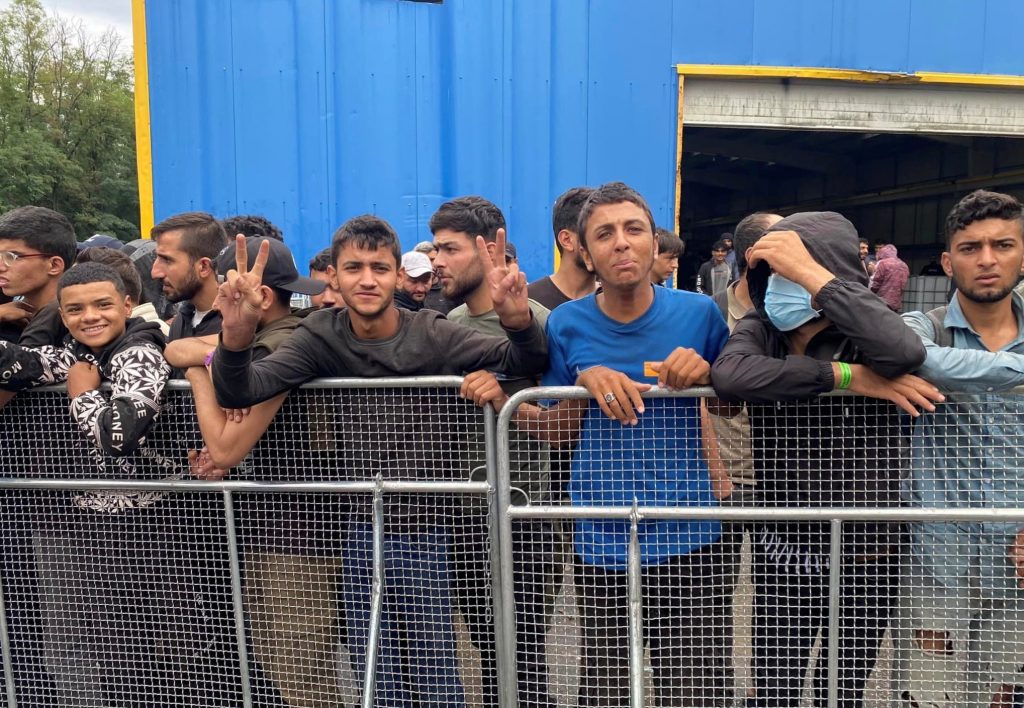 Wegen Untätigkeit der Regierung explodiert die Migrantenkrise in der benachbarten Slowakei post's picture