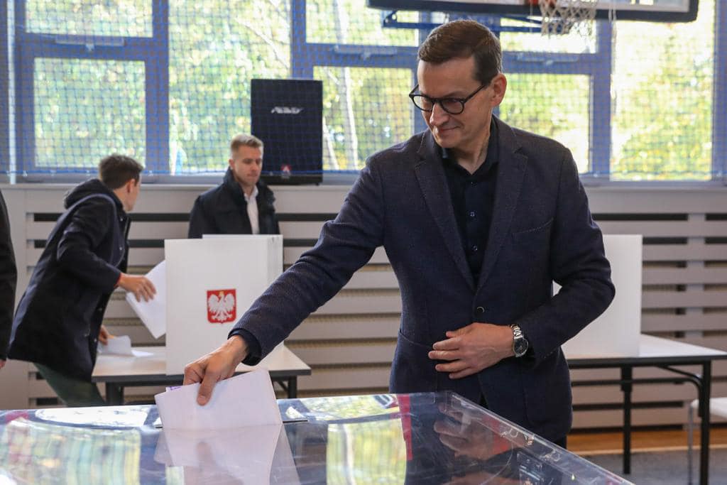 Ungarische Regierungspolitiker fiebern dem polnischen Wahlergebnis entgegen post's picture