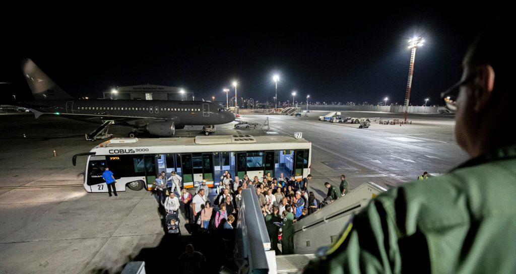 Neue Evakuierungsaktion für in Israel festsitzende Ungarn angekündigt post's picture