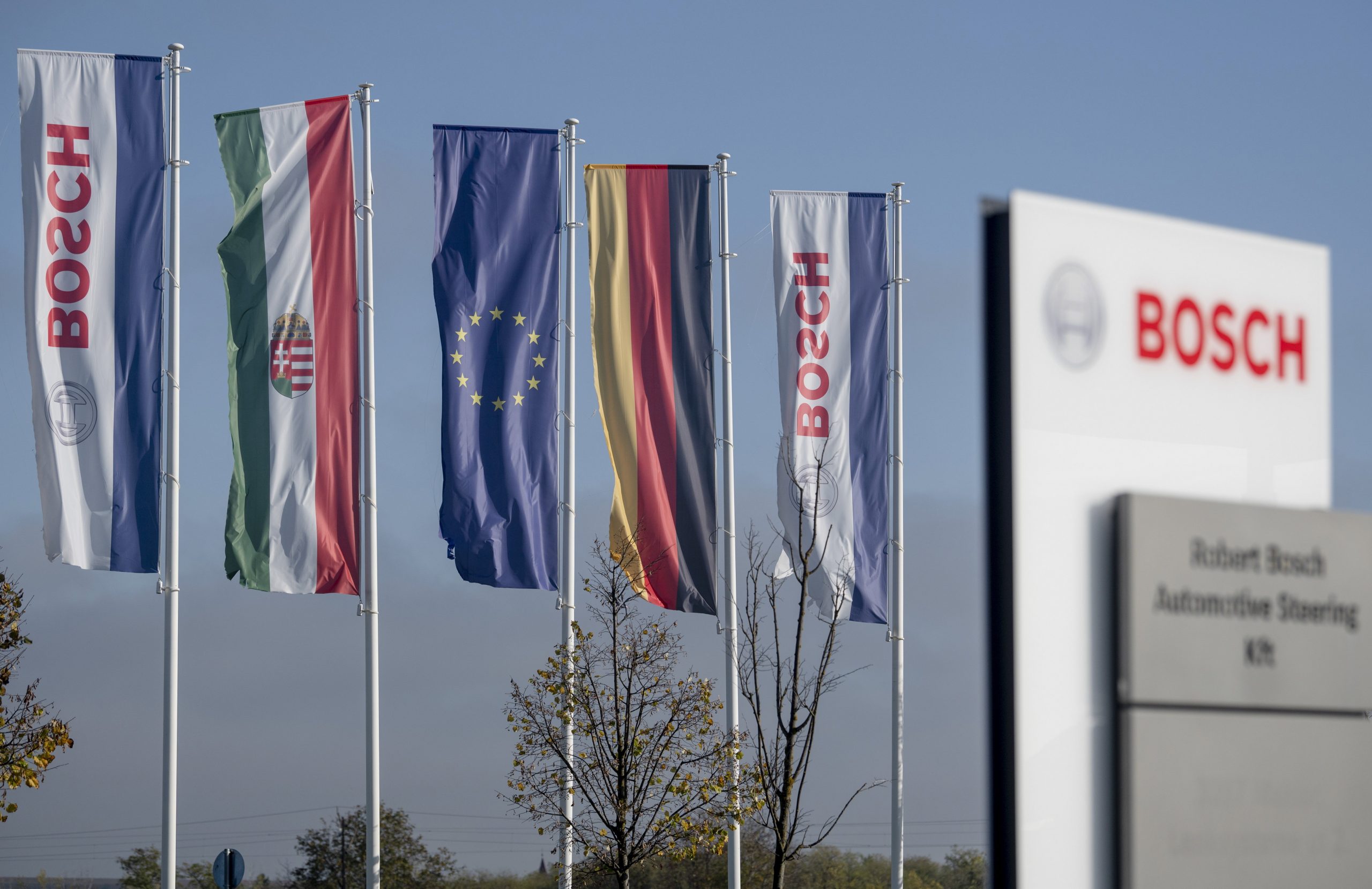 Bosch schließt seine Großinvestition mit dem Bau eines neuen Logistikzentrums ab