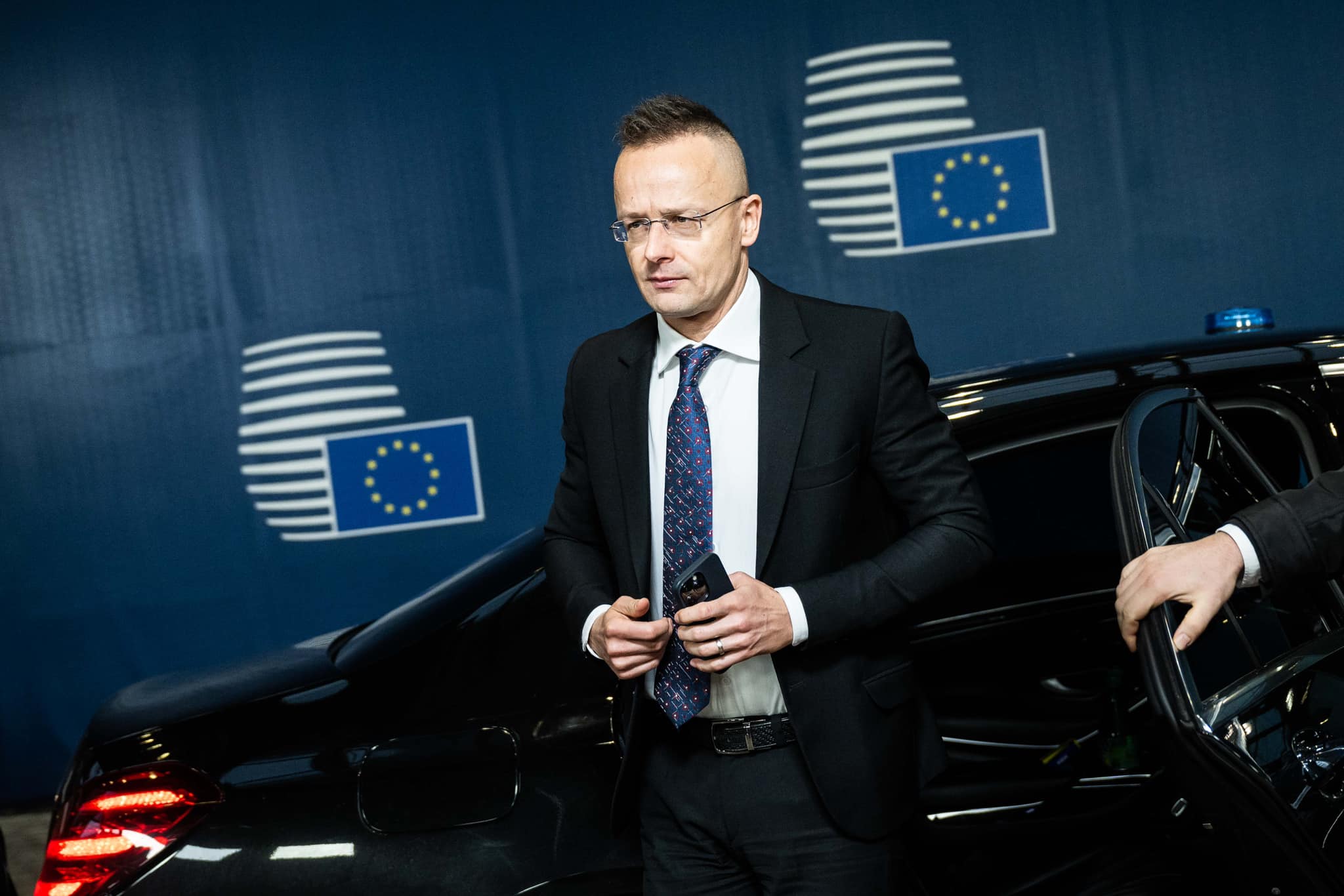 Ungarns Position ist nicht verhandelbar, sagt Außenminister Szijjártó