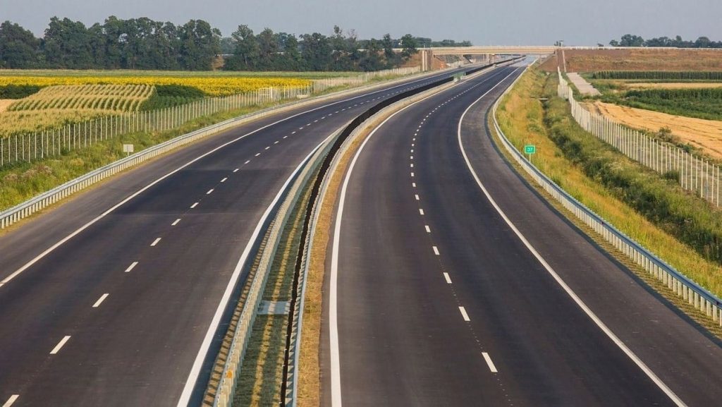 Neuer Abschnitt der Autobahn M6 wird im März eröffnet post's picture