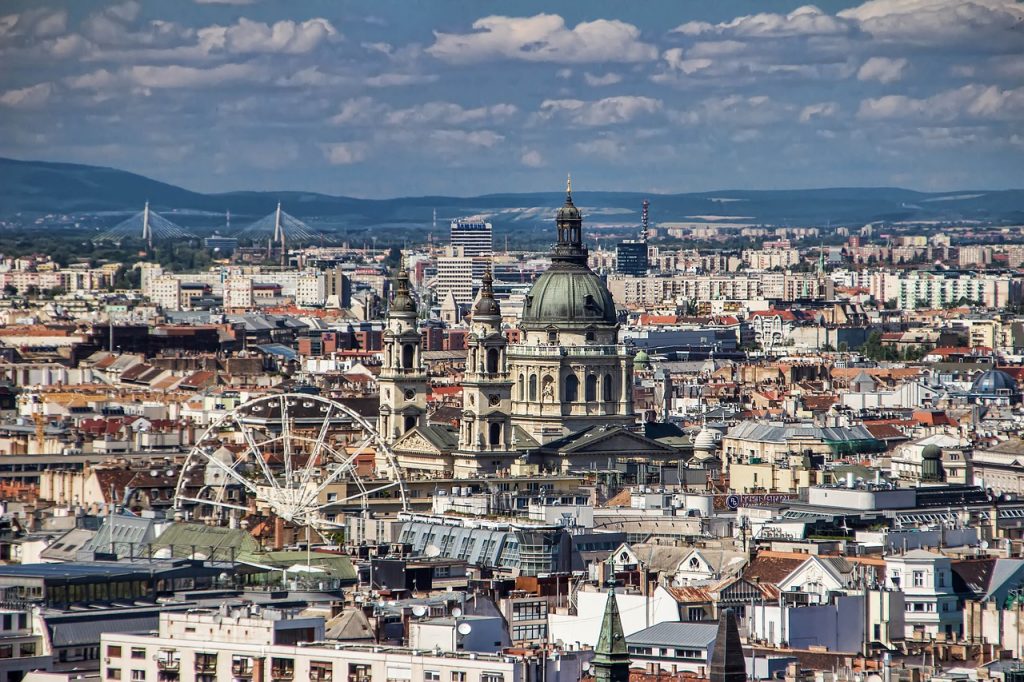 Fragen über das Fehlen eines Herausforderers des Budapester Bürgermeisters werden lauter post's picture