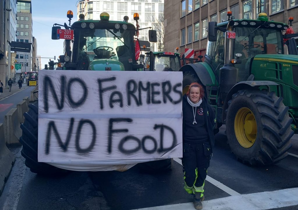 Brüssels „grüne Scheuklappen-Politik“ ruiniert die europäischen Landwirte post's picture