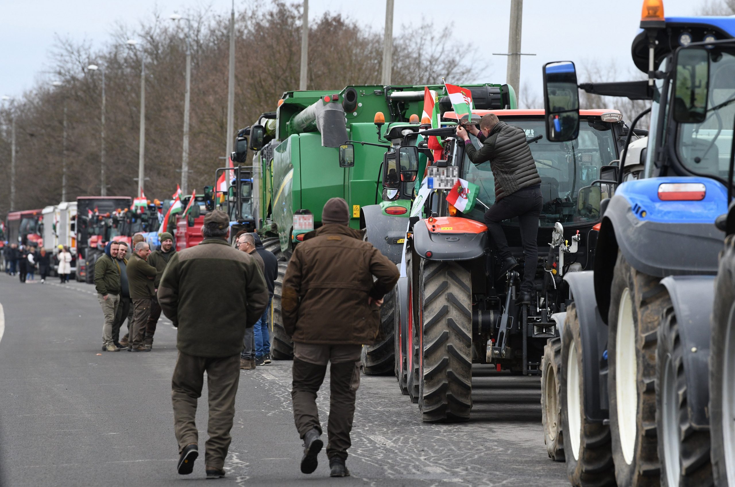 Heimische Landwirte protestieren gegen die Einfuhr ukrainischer Agrarprodukte
