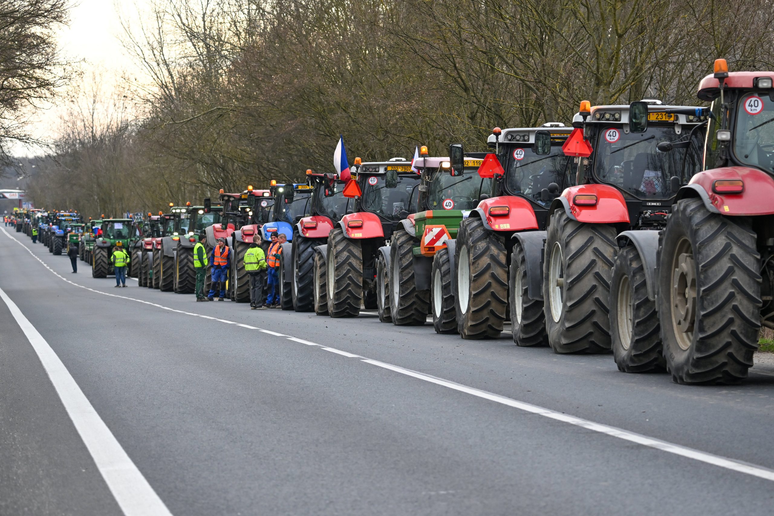 Mittel- und osteuropäische Landwirte protestieren gemeinsam gegen die Agrarpolitik der EU