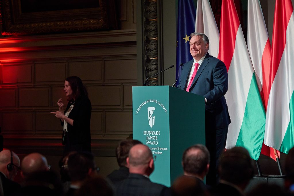 Viktor Orbán würdigt Kritiker autoritärer Tendenzen im progressiven Liberalismus post's picture