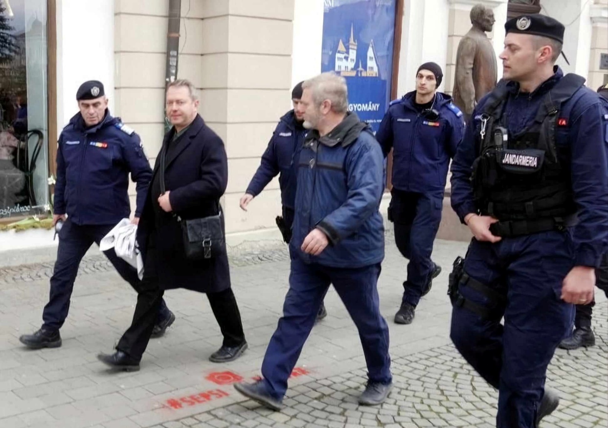 Anti-ungarische Provokation rumänischer Nationalisten endet auf der Polizeistation